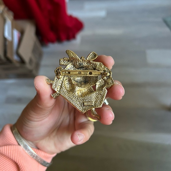 4/$50 vintage 1970 Alexis Gold Cat Christmas present Brooch ๐ฒ - Picture 6 of 7
